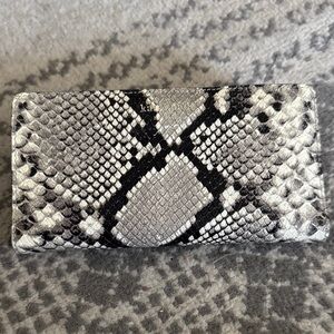 Kate Spade Monochrome Snake Pattern Wallet